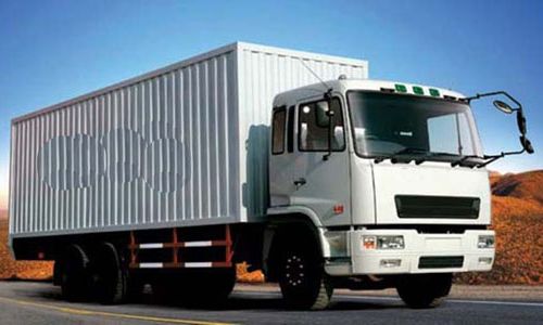 产品名称：义乌搬家工具箱式货车
产品型号：义乌搬家,义乌搬家公司,义乌搬家公司电话,义乌搬厂
产品规格：搬家服务:住宅搬家,中小型搬家,箱货/京杯搬家业务,专业拆装衣柜,家私组装打包等.二. 搬迁服务:办公室搬迁,搬家,搬厂,写字楼,卸货柜,专业搬运钢琴等.三. 长途搬运:义乌市区及省周边地区,只要您一个电话,我们帮您服务到家四. 搬厂服务:专业搬厂,搬运机器,大型仪器,吊装,重型设备移位,上下楼地下室等; 五:起重吊装,及其他搬家货运服务.