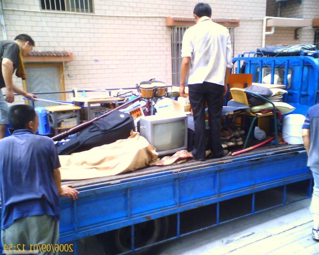 产品名称:义乌最好的搬家公司
产品型号:义乌搬家,义乌搬家公司哪家好,义乌搬家公司
产品规格:服务项目: 1、搬家搬厂,长途运输,小货搬家,搬单位,工厂,医院学校等.起重,大型机械移位. 2、空调拆装 维修加氟;空调移机,中央空调移修;承接个企事业单位空调长年保养业务.专业从事大型企业、办公室、工厂、写字楼、学院搬家以及个人搬家,专业拆装空调,专业拆装家具,专业搬钢琴,有着多年丰富搬场经验!